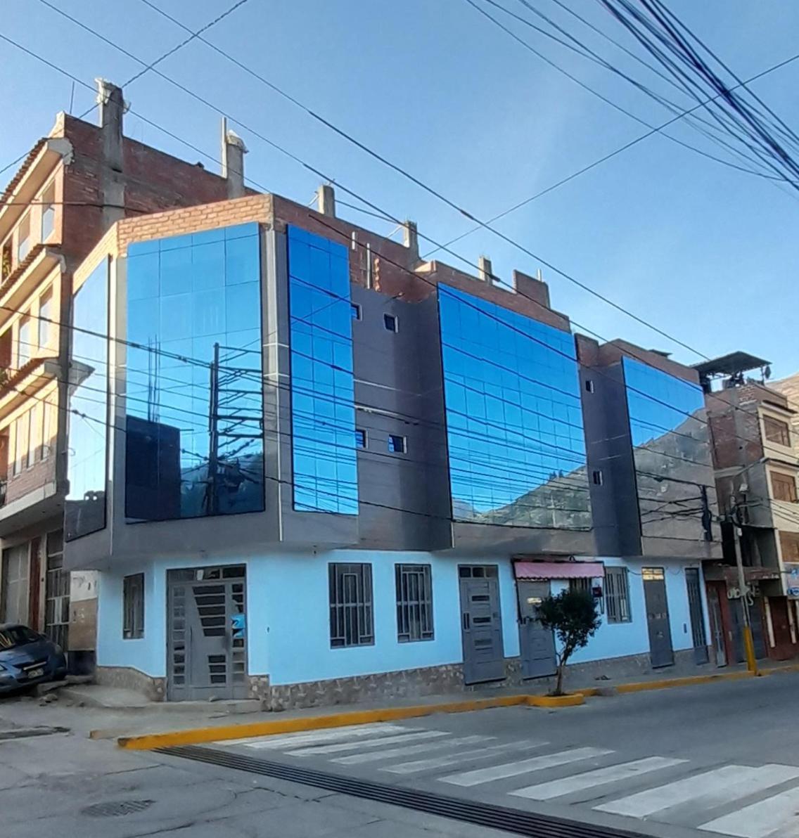 Hostal Pura Casta Hotel Carhuaz Buitenkant foto