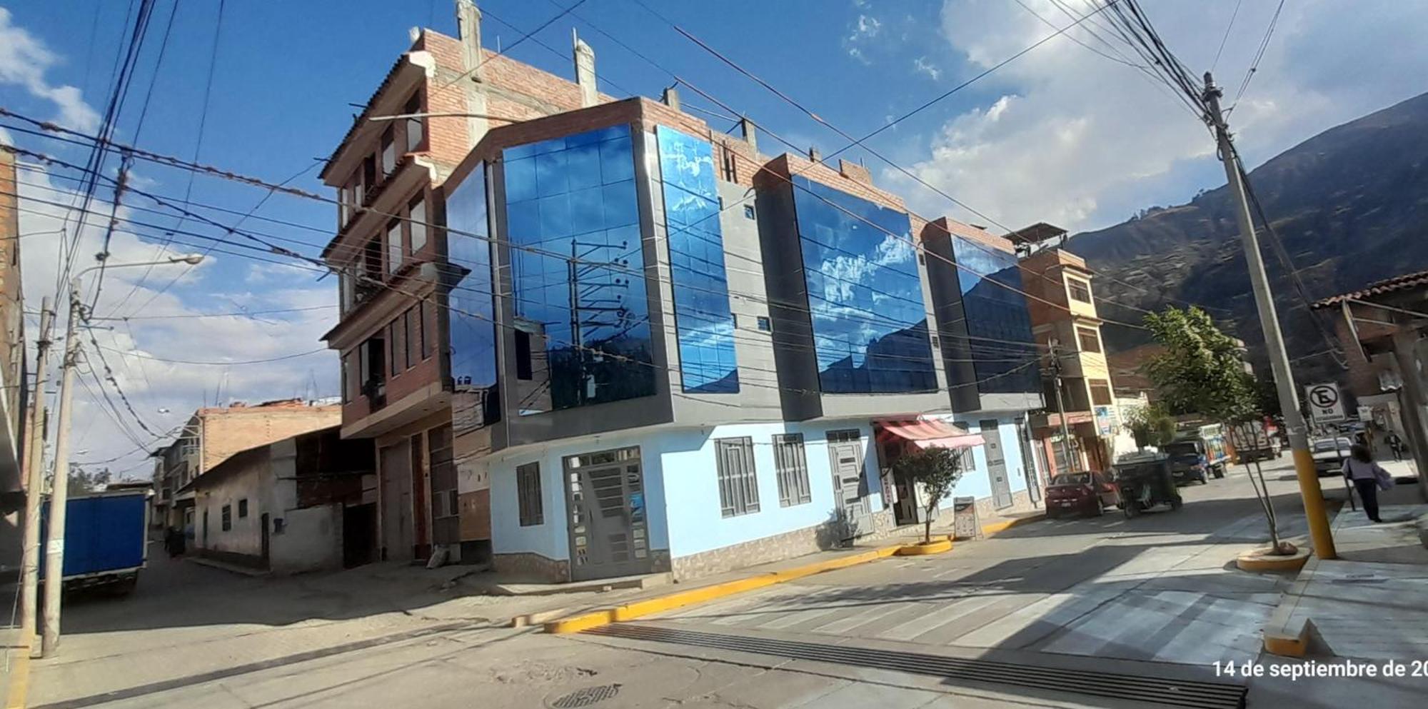 Hostal Pura Casta Hotel Carhuaz Buitenkant foto